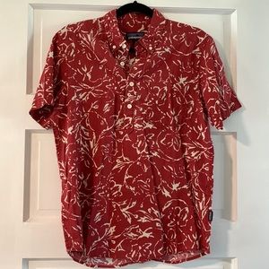 Men’s Patagonia Red Floral Lightweight Short Sleeve Shirt